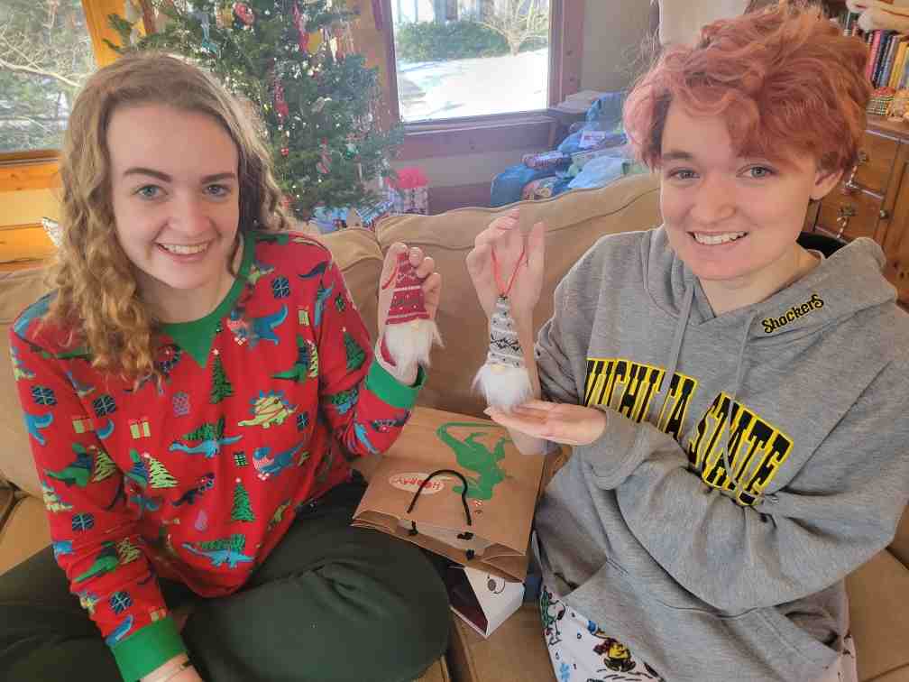 2022-12-25 Christmas sister gnomes.jpg